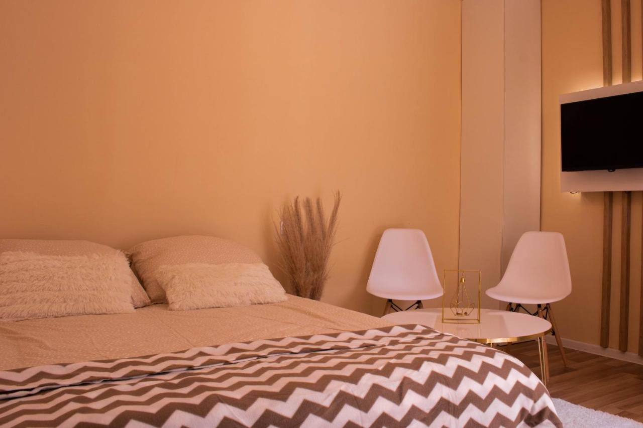 Luxury Studio Apartment Мостар Екстериор снимка