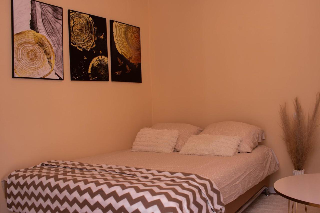 Luxury Studio Apartment Мостар Екстериор снимка